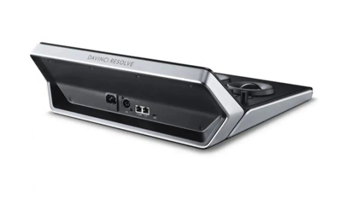 Blackmagic DaVinci Resolve Mini Panel (includes DaVinci Resolve Studio) Blackmagic Design