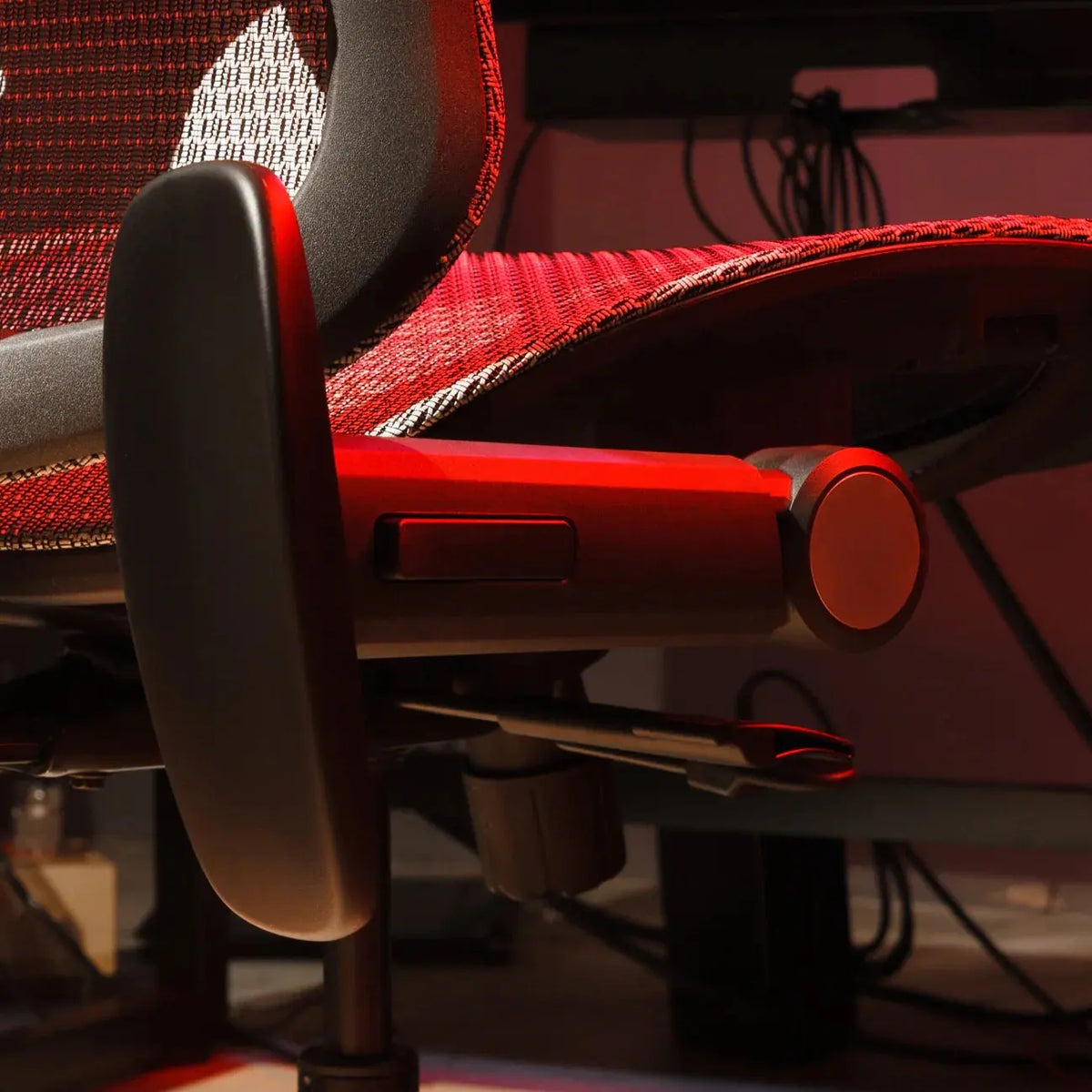 Wavebone Viking Premium Multifunctional Studio Chair Wavebone