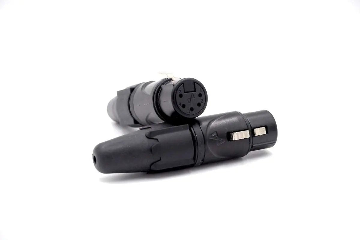 EnovaNxt NXT5FA XLR cable connector female 5-pin, gold contacts, metal housing with black PureCoreNxt finishing, black boot EnovaNxt