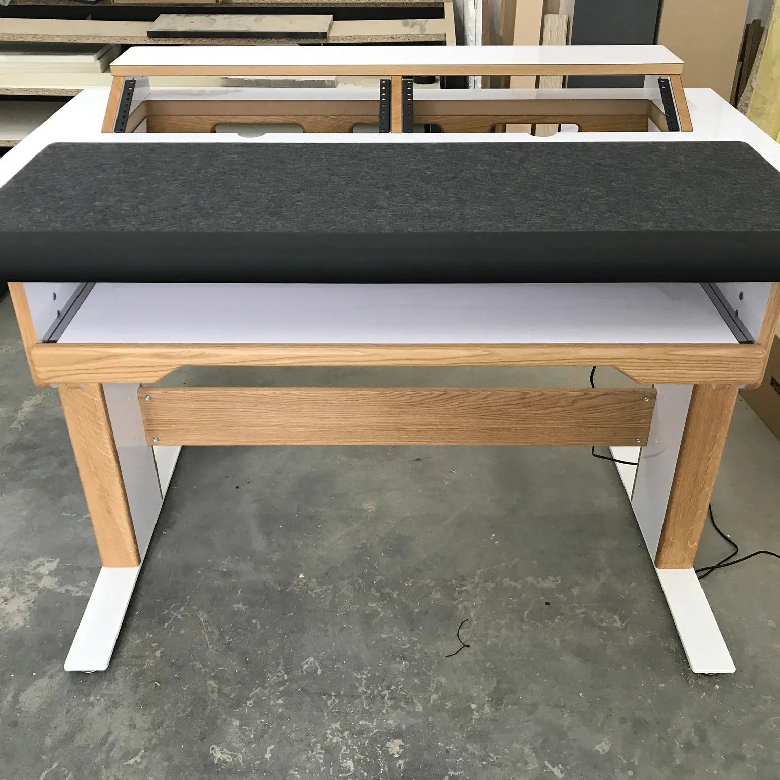 Zaor S-Alto Motorised Sit/Stand Desk Zaor