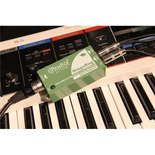 Radial SB-2 Compact passive DI for bass, keyboards & active instruments