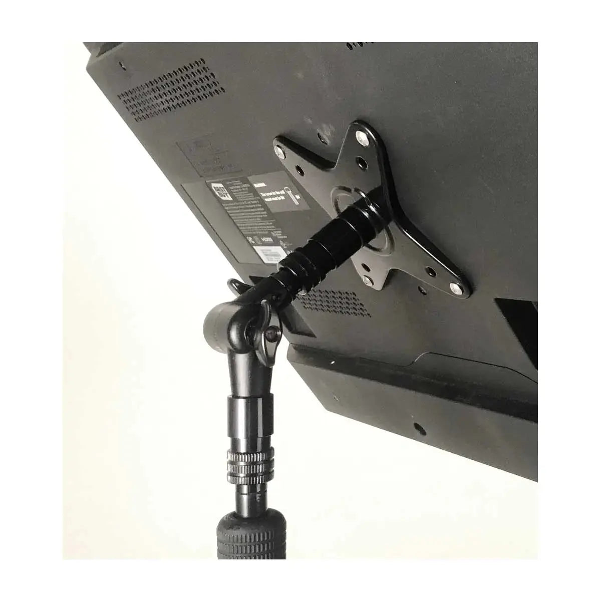 Triad-Orbit IO-LCK IO-Equipped Locking Swivel