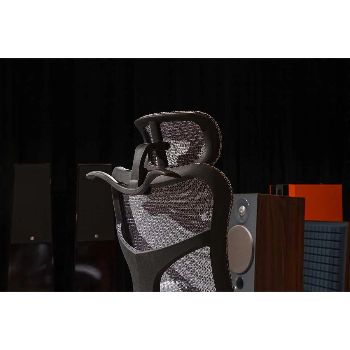 Wavebone Viking Premium Multifunctional Studio Chair - Koala Audio