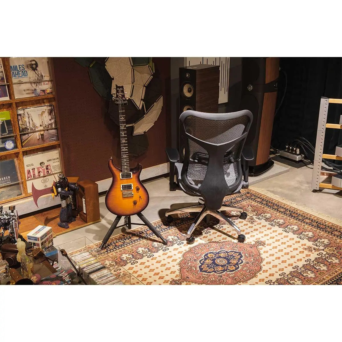 Wavebone Viking Premium Multifunctional Studio Chair - Koala Audio