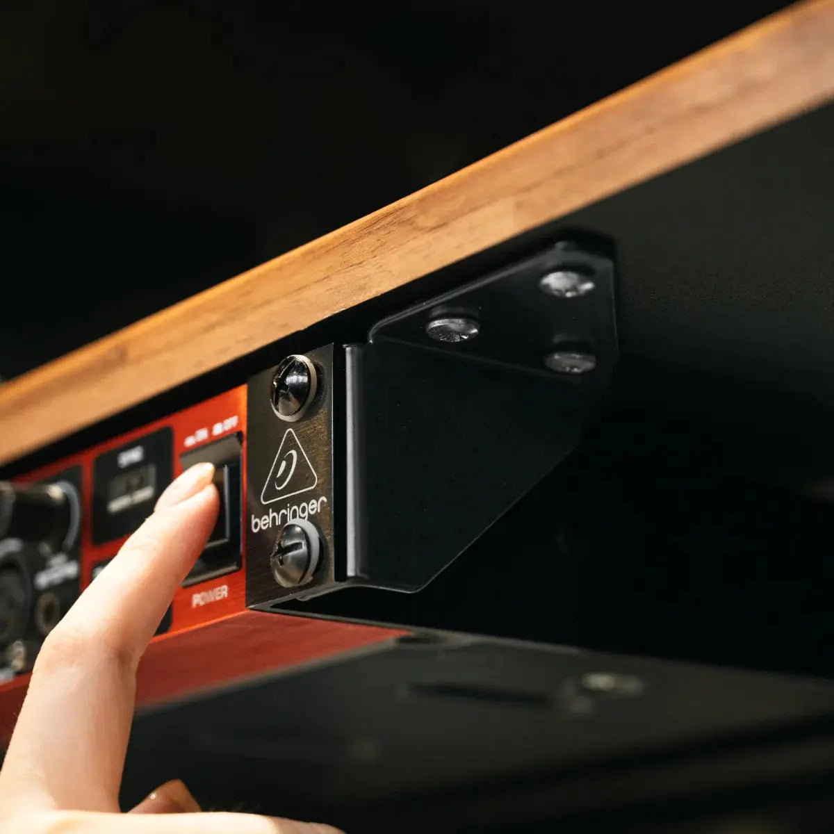 Wavebone 1U Under Desk Rack Bracket Wavebone