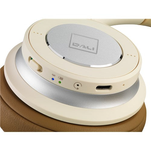 DALI iO-4 Headphone Caramel White. Bluetooth / 3.5mm / USB 60 Hours Battery Life