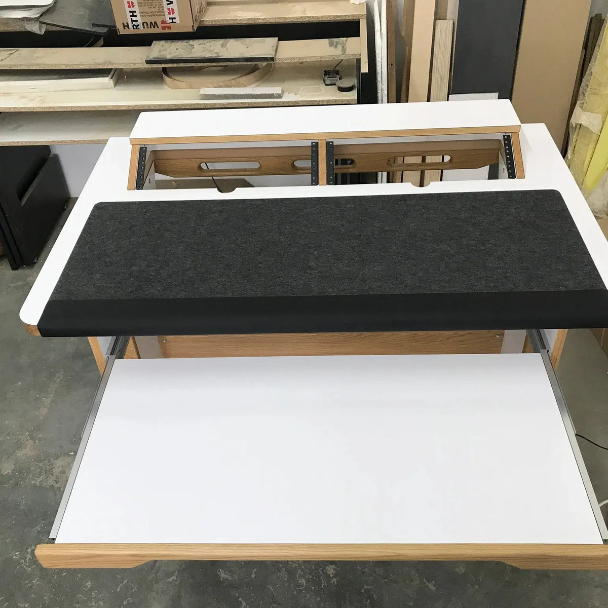 Zaor S-Alto Motorised Sit/Stand Desk Zaor