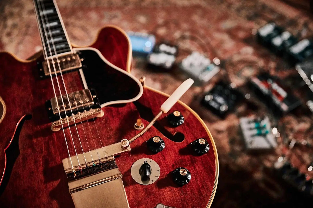 Spitfire Audio Ambient Guitars (Digital Download) Spitfire Audio