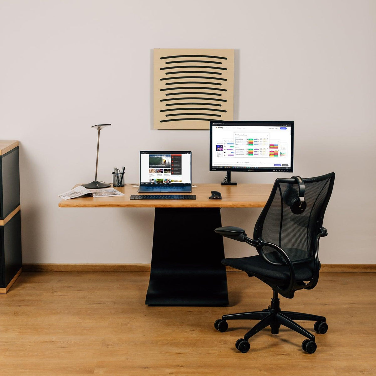 Ergomood Mono Leg  VelaMas Solid Wood Office Desk - Koala Audio