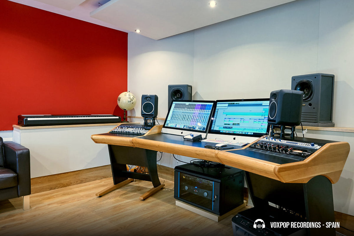 Zaor Onda Angled MKII Classic Studio Desk